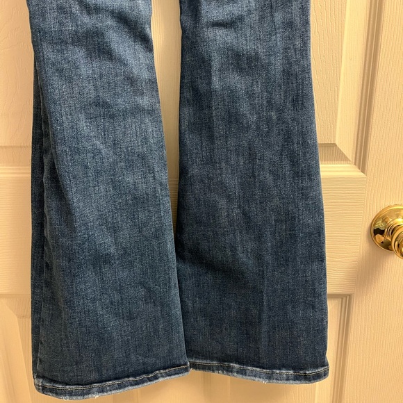 Maurice’s Women’s Edgely Distressed Blue High Rise Flare Jeans Size 2 - Picture 5 of 13